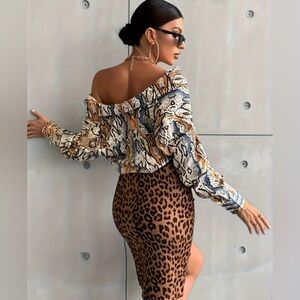 Print Button-Up Shirt for Women - Long Sleeve